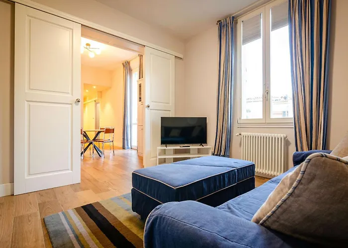 Luxury One Bedroom In Location Boloňa