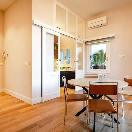Luxury One Bedroom In Location アパート *